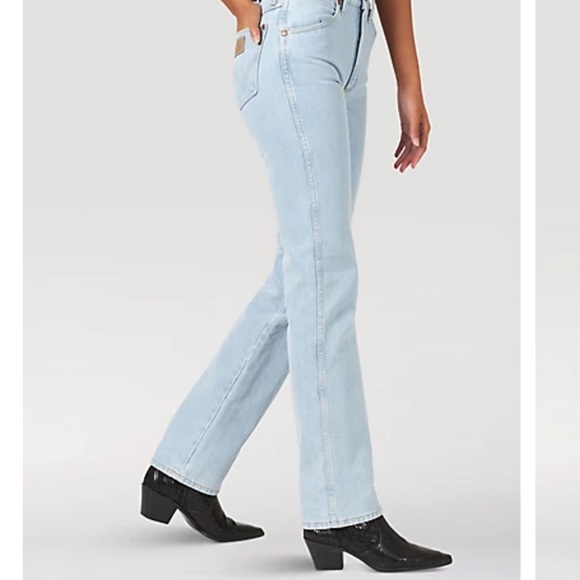 Brand new never worn or washed wranglers - Picture 4 of 5